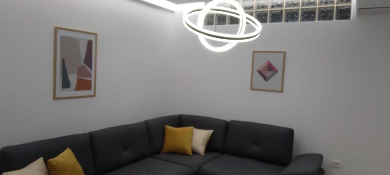 2A Near Blloku Area Apartment Tirana Zewnętrze zdjęcie